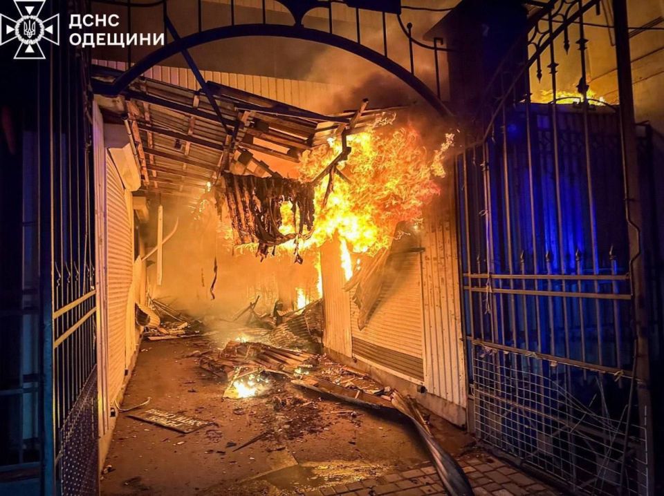 Олег Царёв: ВС РФ ночью нанесли удары по военным объектам в 8 областях Украины