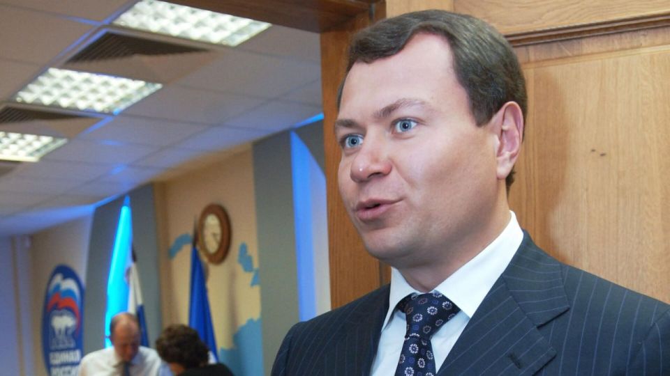 Сергей Колясников: Суд Владивостока удовлетворил иск Генпрокуратуры об изъятии имущества экс-мэра Владивостока Владимира Николаева и членов его семьи, всего в федеральную собственность обращен 821 объект недвижимости и 590...