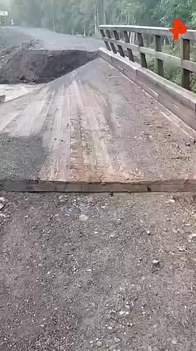 Прокуратура Хабаровского края проведет проверку после обрушения двух мостов в регионе