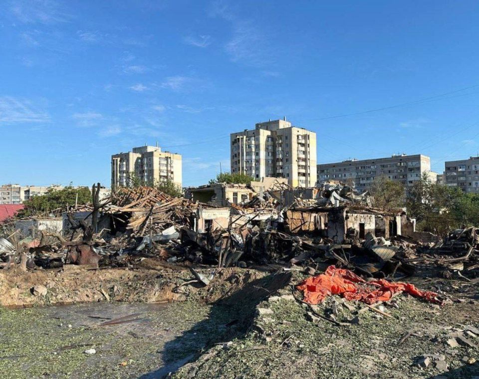 В Николаеве ВС РФ уничтожили место дислокации французских наёмников и инструкторов В Николаеве ВС РФ уничтожили место дислокации французских наёмников и инструкторов