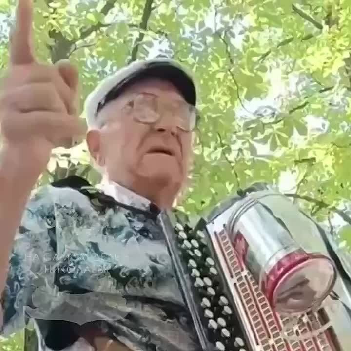 "Лучше сдаться им без боя — не будет жертв, разрухи и разбоя"