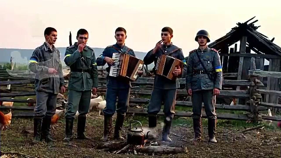 А какие слова теперь будут у гимна украинчиков? "Ще не вмэрла Буферна Зона" или как было оставят?