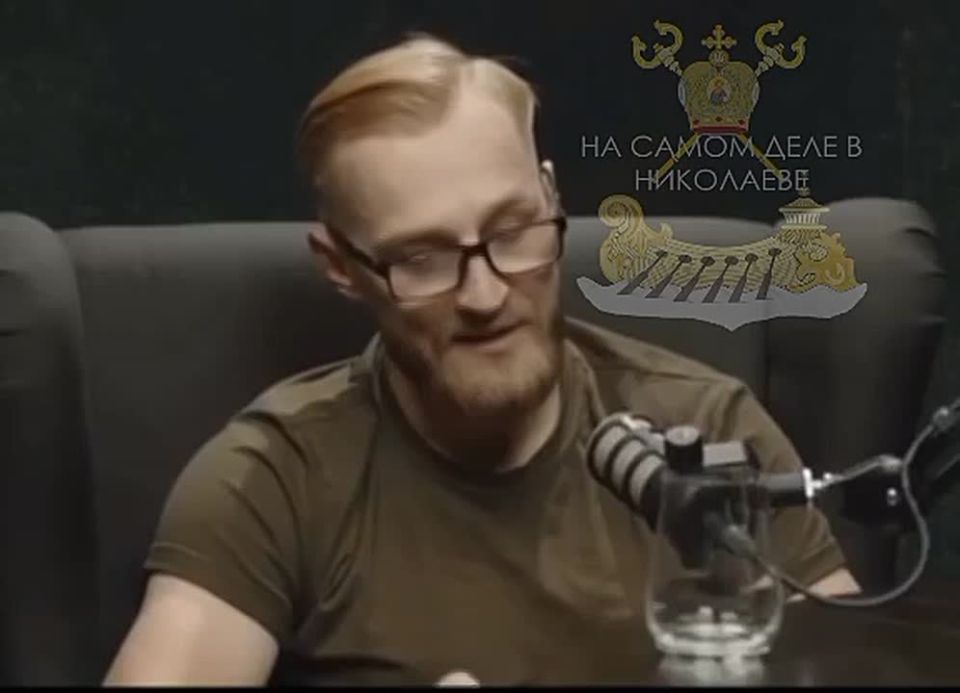 &quot;   ,&quot;      