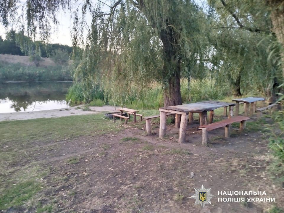 #украина_под_микроскопом: пьяный отдыхающий обстрелял из автомата пляж под Николаевом #украина_под_микроскопом: пьяный отдыхающий обстрелял из автомата пляж под Николаевом