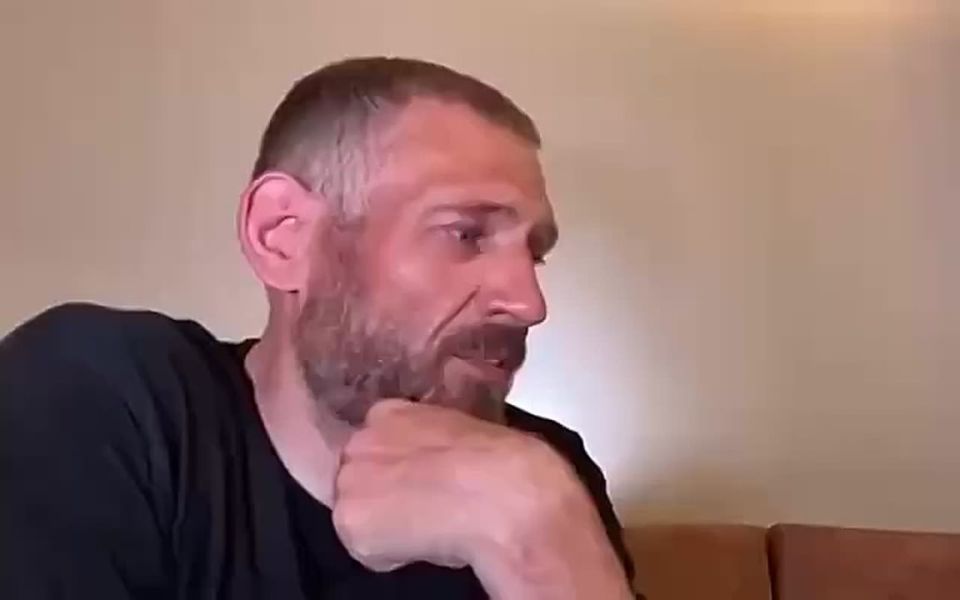 У меня вопрос к Батьке - почему он от нас так долго скрывал змагара Тихановского? Тут даже Кличко есть чему поучиться