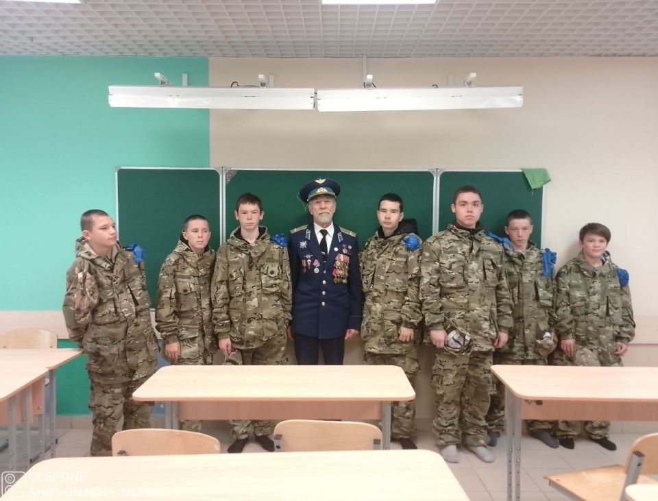 В Ижевске сотрудники транспортной полиции и общественники провели встречи с подростками В Ижевске сотрудники транспортной полиции и общественники провели встречи с подростками