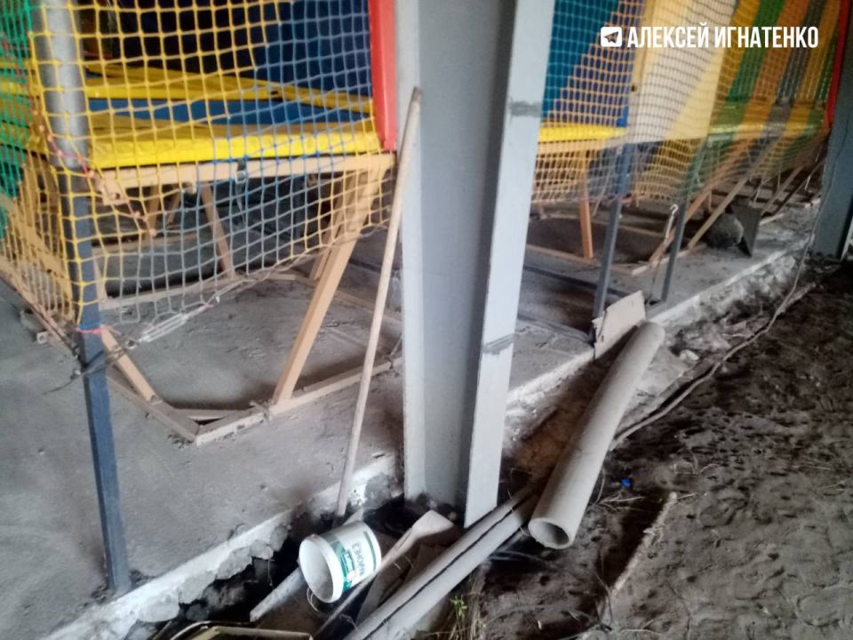 В Ленинском районе выявили нелегальную батутную арену В Ленинском районе выявили нелегальную батутную арену