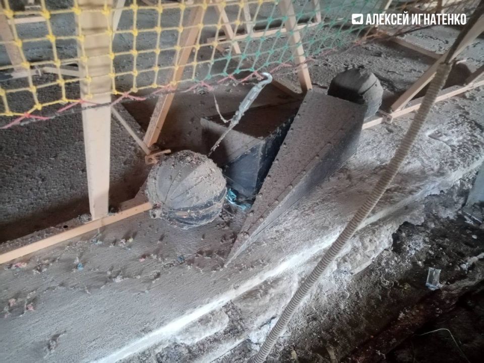 В Ленинском районе выявили нелегальную батутную арену В Ленинском районе выявили нелегальную батутную арену