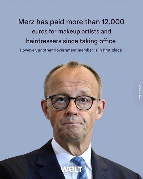 С момента вступления в должность Мерц заплатил более 12 000 евро визажистам и парикмахерам