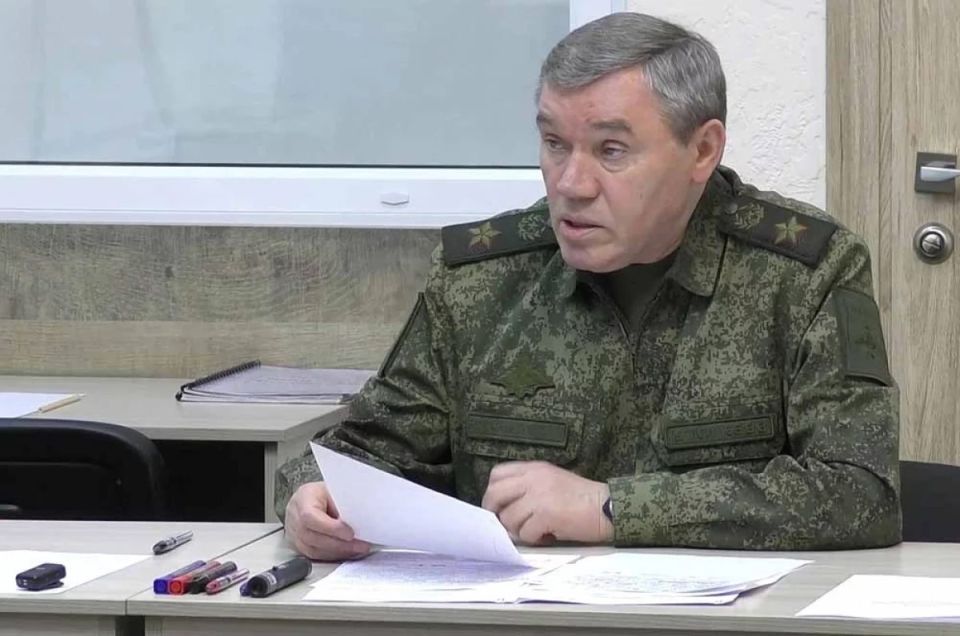 Идем на Одессу? Русский генерал «случайно» показал карту будущей Украины