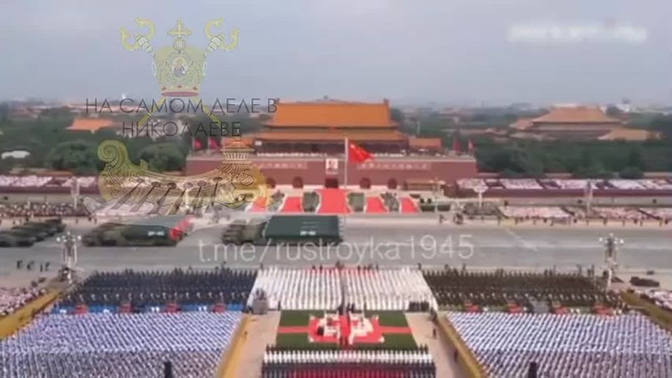 Самые яркие моменты китайского парада