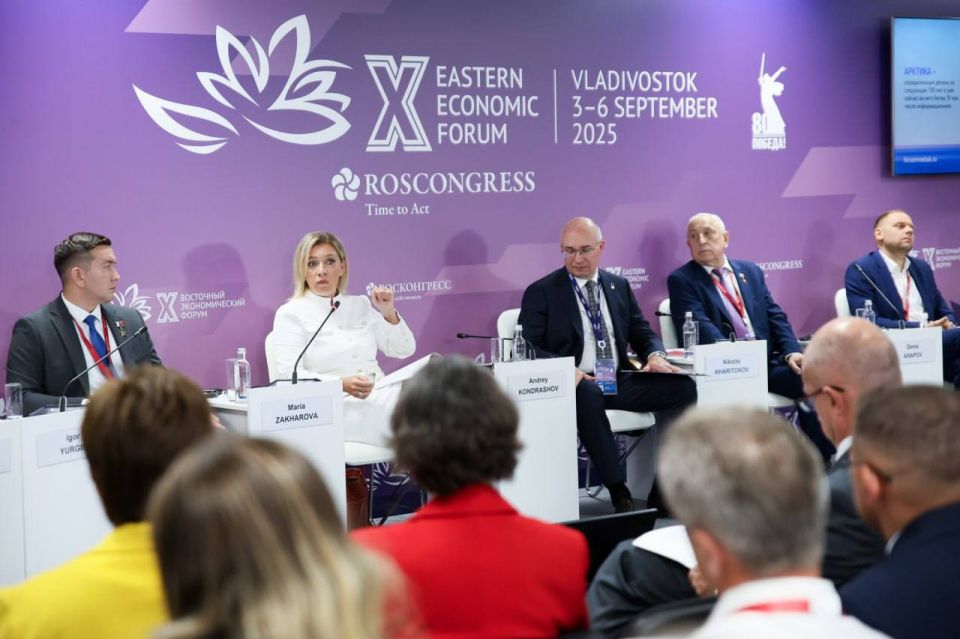 Марина Ким: Арктический информационный ледокол на воду спущен! Марина Ким: Арктический информационный ледокол на воду спущен!