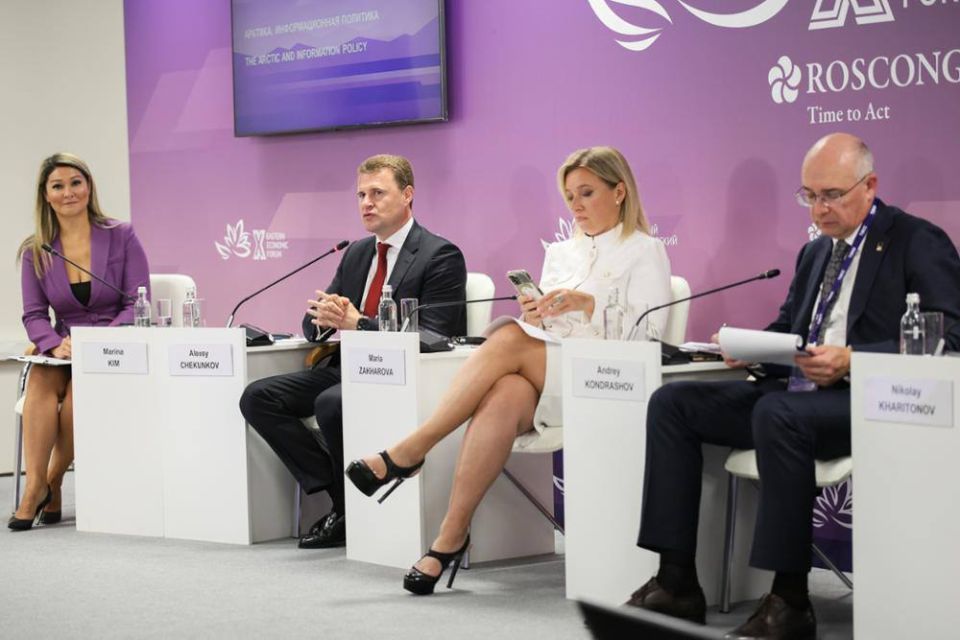 Марина Ким: Арктический информационный ледокол на воду спущен! Марина Ким: Арктический информационный ледокол на воду спущен!