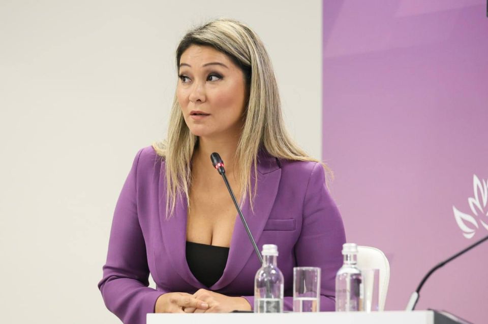 Марина Ким: Арктический информационный ледокол на воду спущен! Марина Ким: Арктический информационный ледокол на воду спущен!