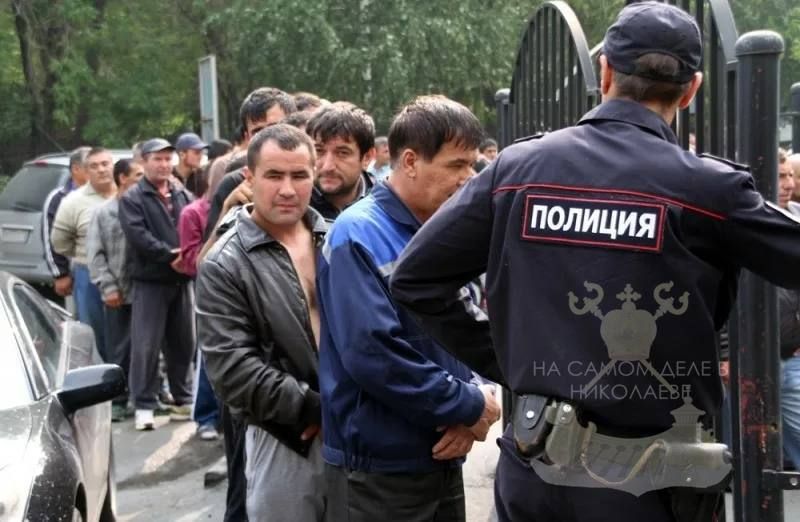 В России меняются правила для мигрантов: с 11 сентября все иностранцы без законных оснований для пребывания подлежат выдворению