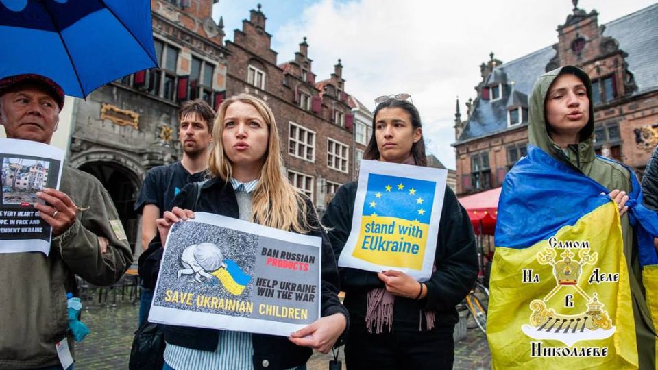 Европа сворачивает «гостеприимство» для украинцев