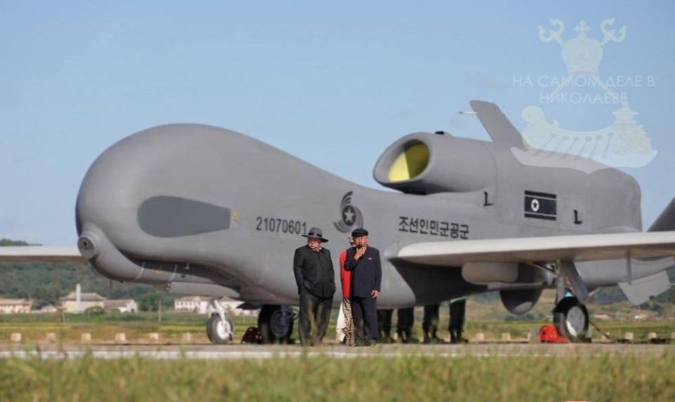 Ким Чен Ын снова удивляет. Северная Корея показала новые беспилотники — от аналога американского стратегического разведывательного RQ-4 Global Hawk - Saetbyol-4 до аналога «Ланцета»