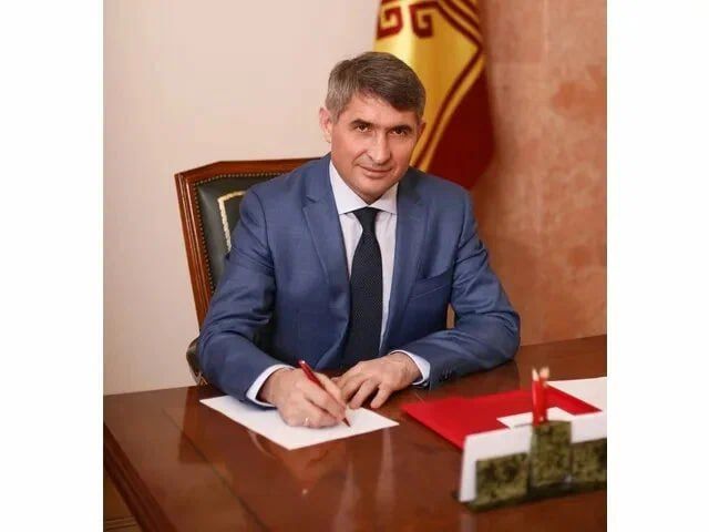 Сергей Колясников: А можно мне, как в Чувашии, получить 400.000.000 (четыреста миллионов) рублей а потом просто всплеснуть ручками и сказать "Ну сорь, не получилось, дайте еще денег"?