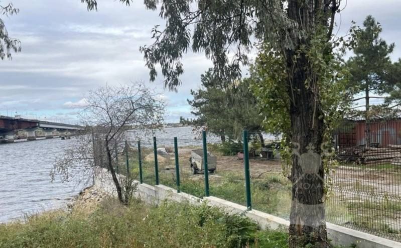 В Николаеве очередной кусок береговой зоны «ушёл в частные руки» В Николаеве очередной кусок береговой зоны «ушёл в частные руки»