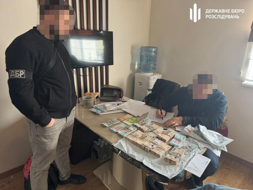 В Николаевской области начальник службы ГСМ украл 650 тонн горючего, предназначенного для ВСУ В Николаевской области начальник службы ГСМ украл 650 тонн горючего, предназначенного для ВСУ