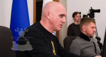 Наш зоопарк в Николаеве снова оживился — первая за время СВО сессия началась с обсуждения поднятия депутатам зарплат