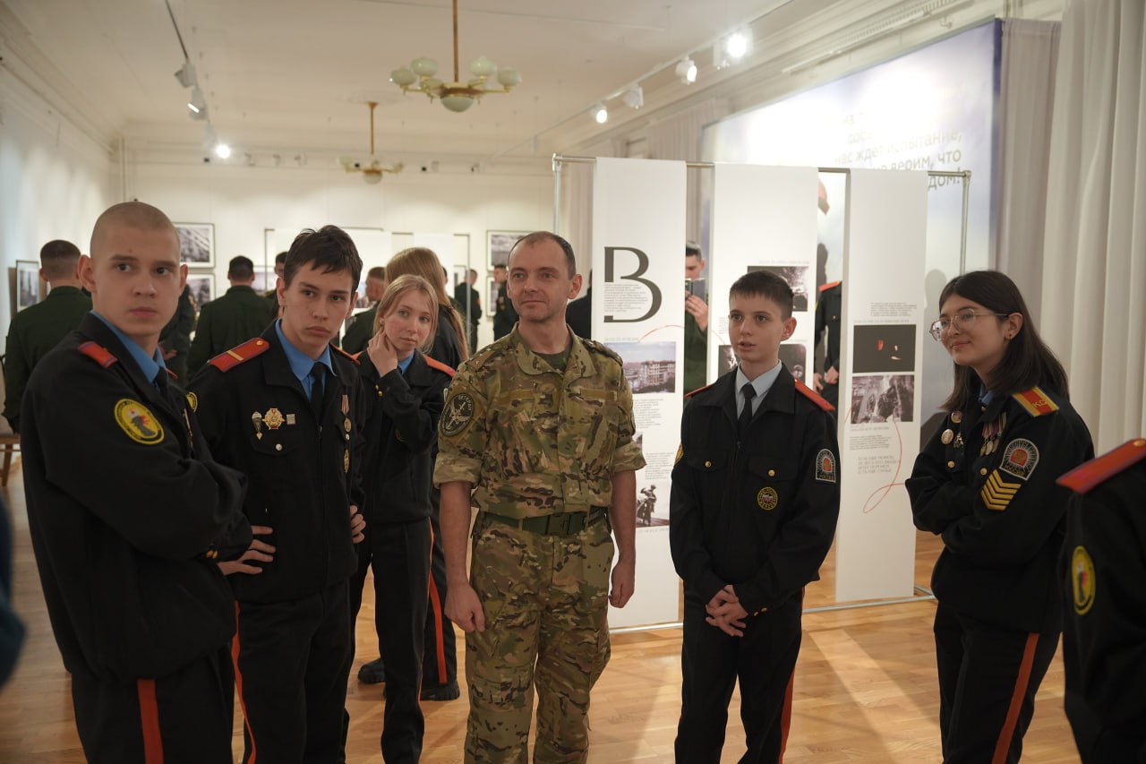 Выставка «СВОя летопись»: искусство, история, подвиг Выставка «СВОя летопись»: искусство, история, подвиг