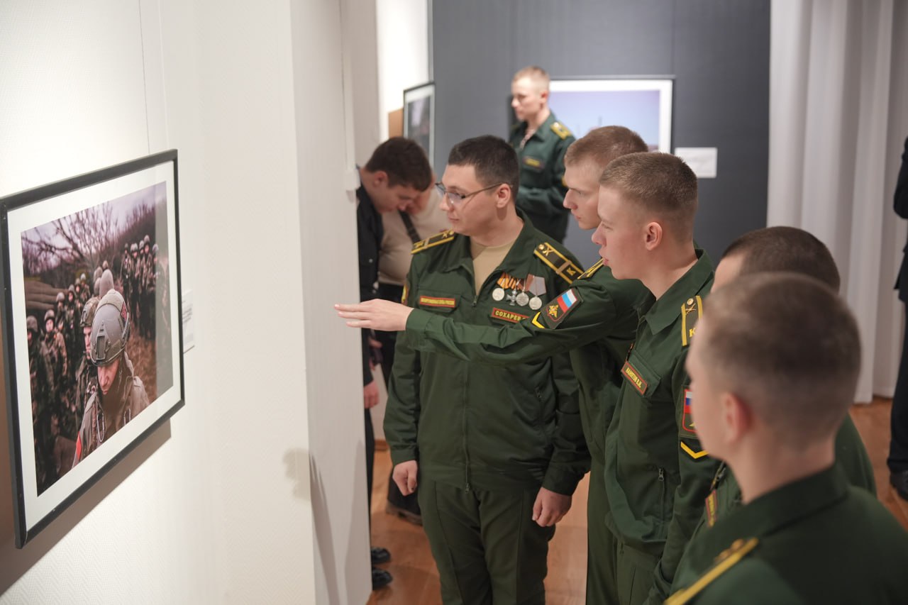 Выставка «СВОя летопись»: искусство, история, подвиг Выставка «СВОя летопись»: искусство, история, подвиг