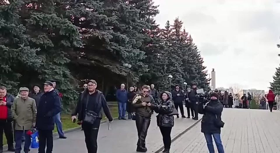 В Москве проходит прощание с телеведущим Юрием Николаевым