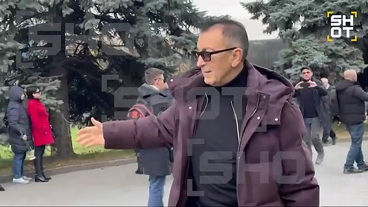 Юрия Николаева похоронят рядом с композитором Вячеславом Добрыниным и режиссёром Геральдом Бежановым на Троекуровском кладбище в Москве