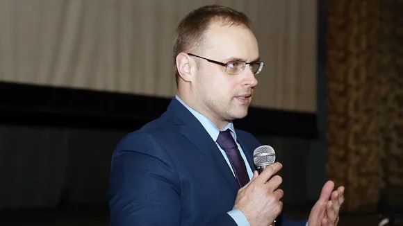 Исполняющим обязанности главы орловского депздрава стал Константин Бобраков