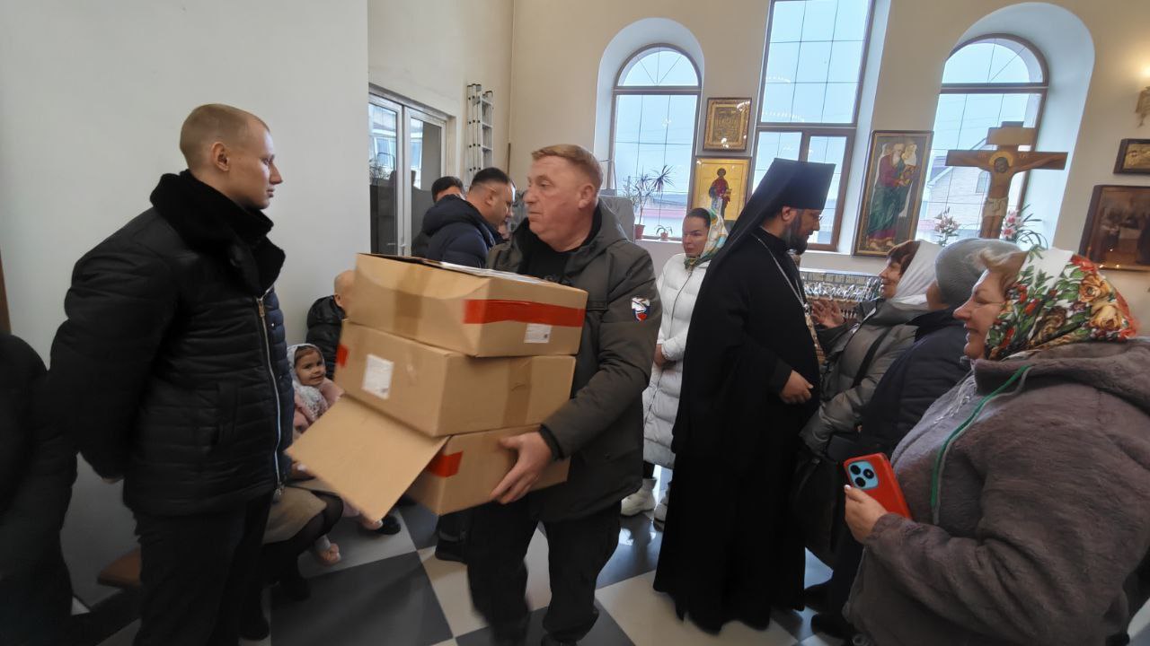 Виктор Водолацкий: В Рождественские дни особенно важно делиться теплом и заботой Виктор Водолацкий: В Рождественские дни особенно важно делиться теплом и заботой
