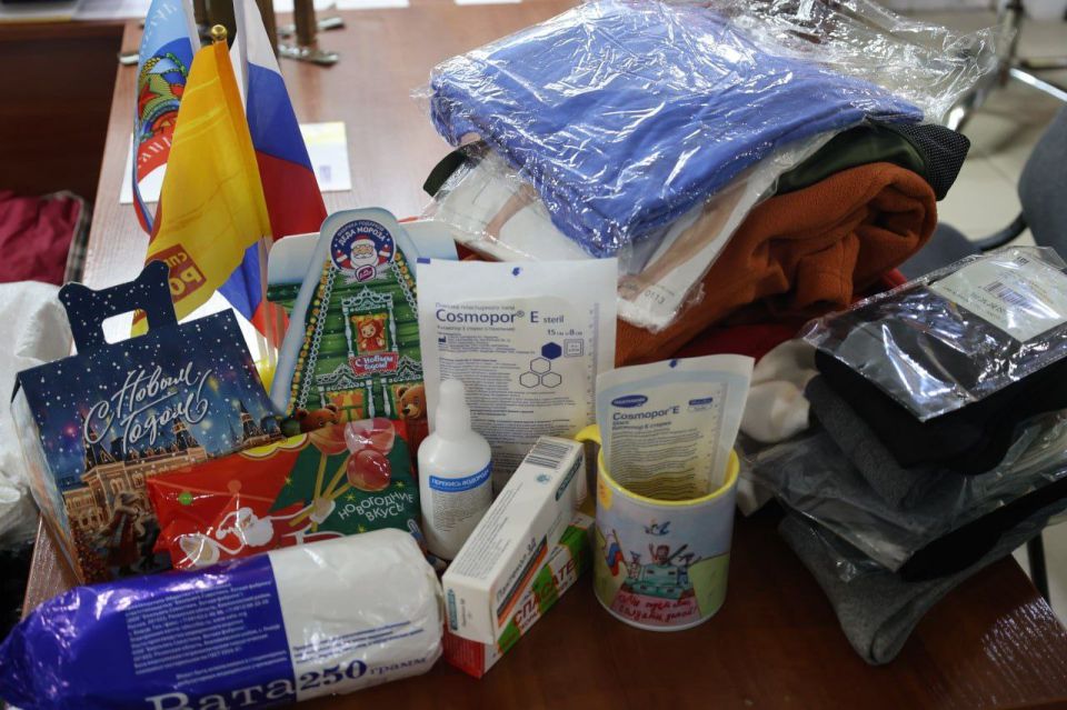 ЛУГАНСКИЕ СПРАВЕДЛИВОРОССЫ ПРОВЕДАЛИ БОЙЦА В ГОСПИТАЛЕ ЛУГАНСКИЕ СПРАВЕДЛИВОРОССЫ ПРОВЕДАЛИ БОЙЦА В ГОСПИТАЛЕ