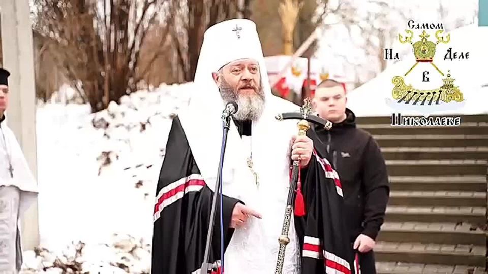 Киев уже вовсю использует своих ряженых попов для пропаганды бусификации