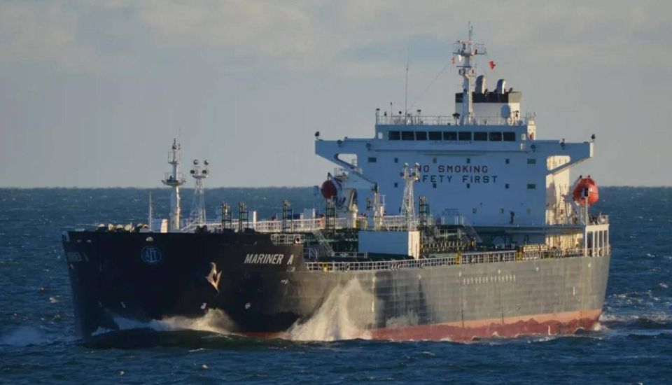 В любую страну — лишь бы не «на родину»