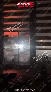 Мониторинговые каналы сообщают о массированном налёте БПЛА типа "Герань" по объектам в Одессе, также ВС РФ атакуют цели в: