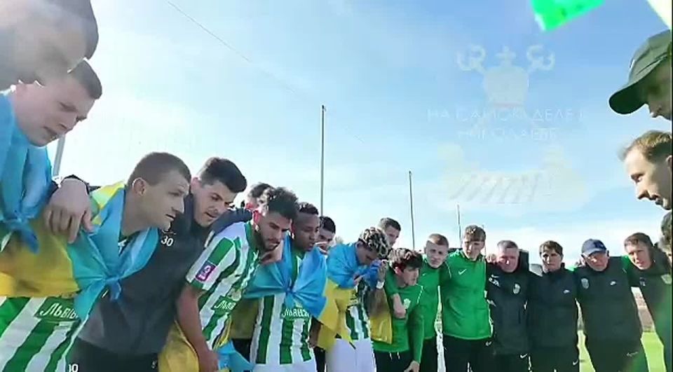 Руководство футбольного клуба «Карпаты» сменило капитана команды из-за русского языка