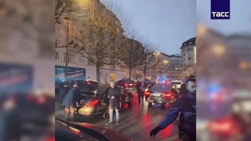 Российская делегация во главе с Владимиром Мединским прибыла в Женеву