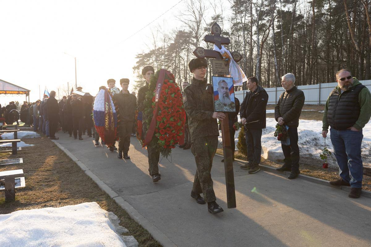 Простились с Женей Николаевым Простились с Женей Николаевым