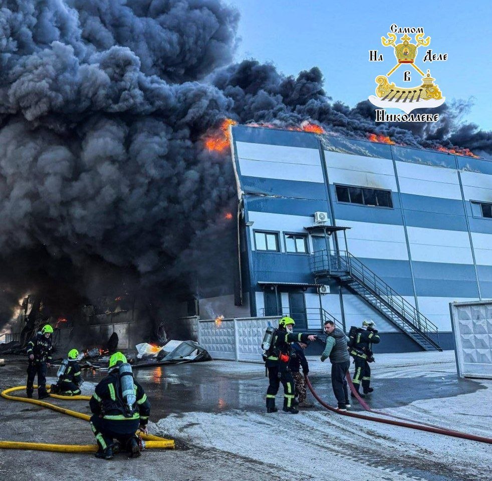 Взрыв в АТБ, пожар на складах Взрыв в АТБ, пожар на складах
