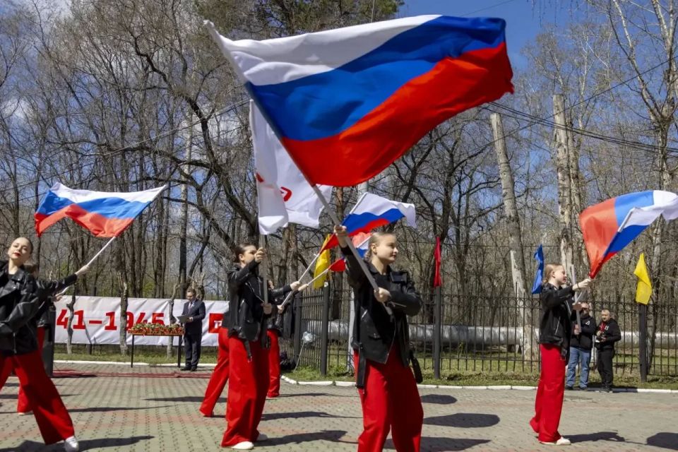 Работники Дальневосточной транспортной прокуратуры присоединились к торжественным мероприятиям, посвященным Дню Победы Работники Дальневосточной транспортной прокуратуры присоединились к торжественным мероприятиям, посвященным Дню Победы