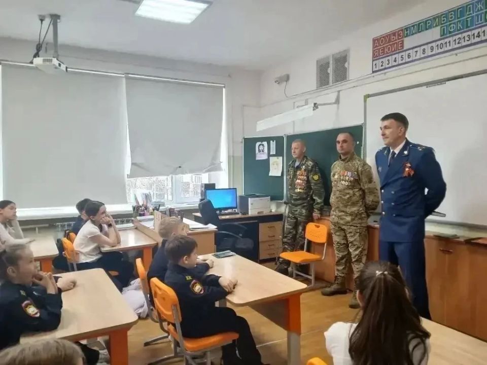 Работники Дальневосточной транспортной прокуратуры присоединились к торжественным мероприятиям, посвященным Дню Победы Работники Дальневосточной транспортной прокуратуры присоединились к торжественным мероприятиям, посвященным Дню Победы