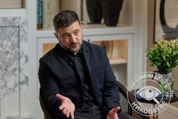 Зеленский снова заявил, что украинскую армию необходимо переводить на контрактную систему и попросил у Запада на это денег