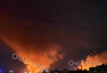 Пожар в Запорожье после ударов дронами