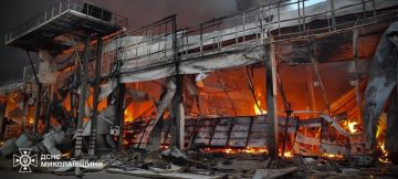 Результат прилёта "Герани" по "строительному супермаркету" (знаем мы такие "супермаркеты" и "костюмерные" ) в населённом пункте Снегуровка Николаевской области