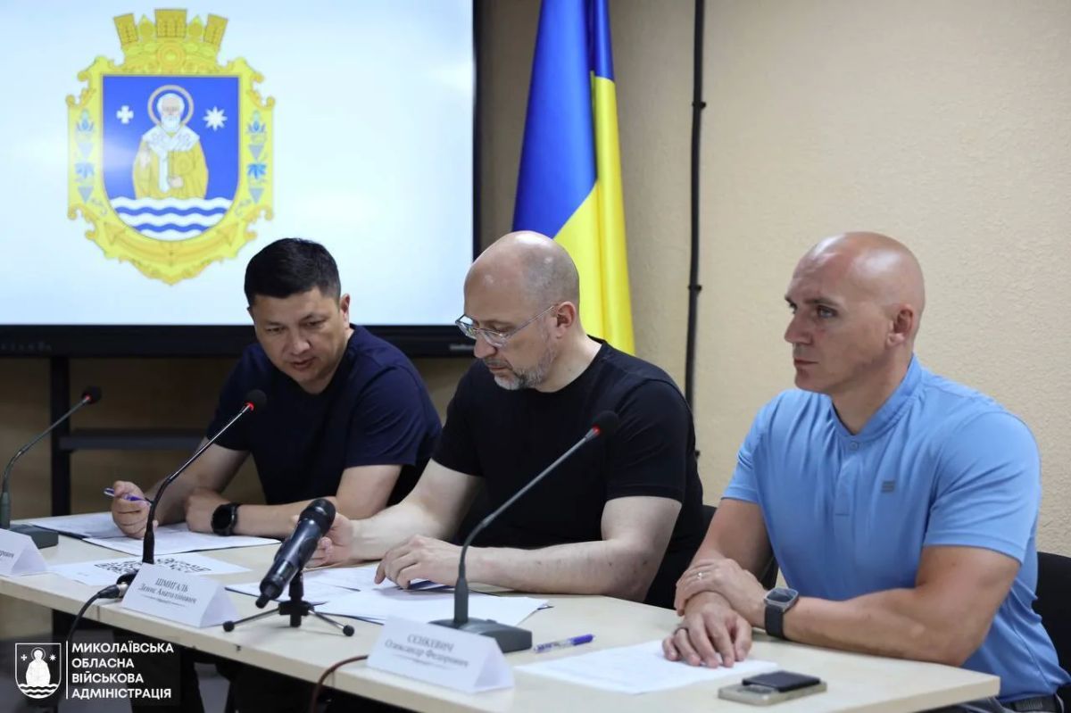 Министр энергетики Шмыгаль приезжал в Николаев, чтобы проверить «подготовку к зиме» Министр энергетики Шмыгаль приезжал в Николаев, чтобы проверить «подготовку к зиме»