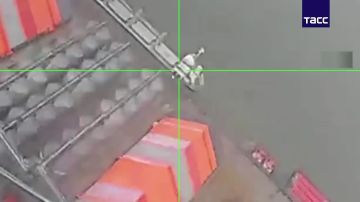 ВС РФ поразили два судна у порта Одесса и сухогруз в порту Николаев с помощью БПЛА "Герань-4 сикер", сообщает МО