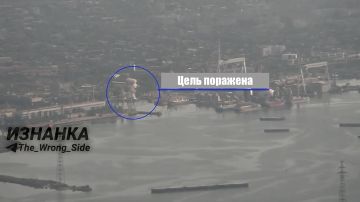 Этой ночью и утром ВС РФ продолжили удары по портовой инфраструктуре и судам, задействованным в интересах ВСУ