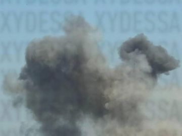 Нанесены новые удары по портовой и логистической инфраструктуре врага: поражены четыре сухогруза, — Минобороны