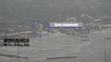 Удары российских дронов по буксирам в порту Николаева