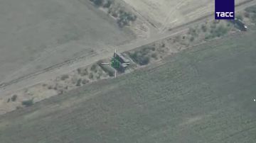 ВС РФ дроном "Герань-4 сикер" уничтожили радиолокационную станцию ВСУ в Николаевской области, сообщили в МО РФ
